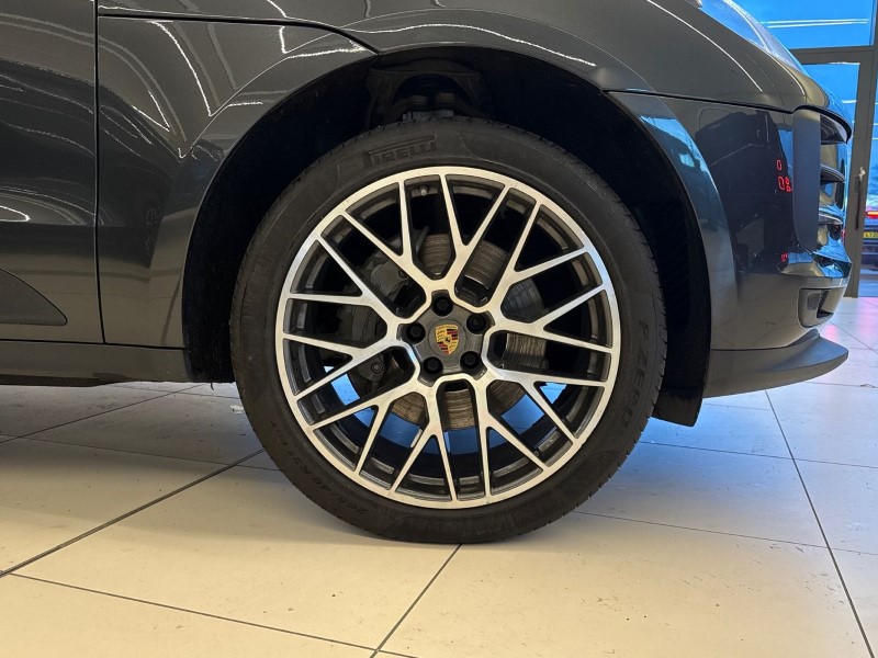 Used Porsche Macan 2020 for sale - 77001450: Photo 8