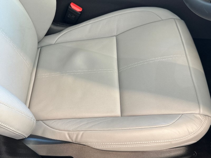 Used Land Rover Range Rover Velar 2024 for sale - 77745950: Photo 25