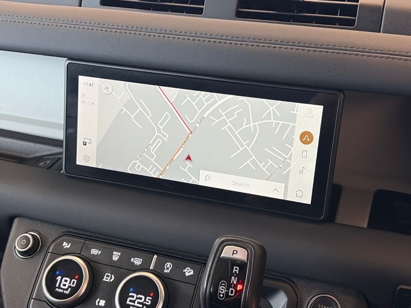 Used Land Rover Defender 2023 for sale - 78042276: Photo 11