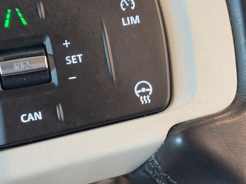 Used Land Rover Defender 2023 for sale - 78042276: Photo 26