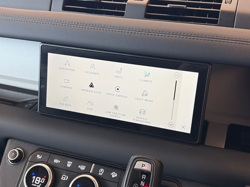 Used Land Rover Defender 2023 for sale - 78042276: Photo 32