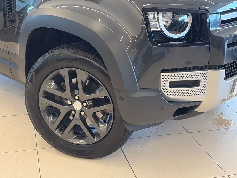 Used Land Rover Defender 2023 for sale - 78042276: Photo 42