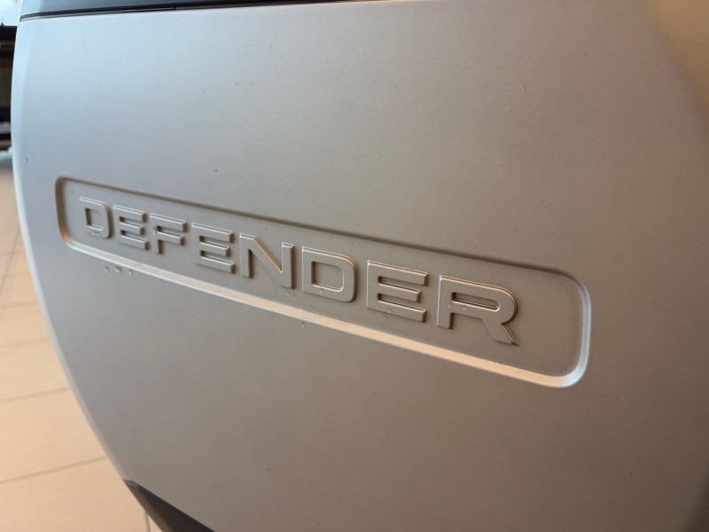 Used Land Rover Defender 2023 for sale - 78042276: Photo 45