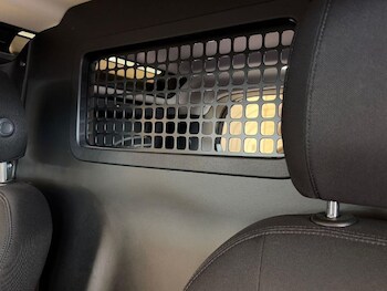 Used Land Rover Defender 2023 for sale - 78042276: Photo