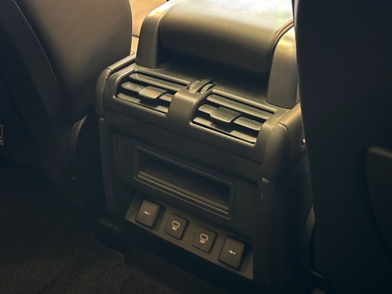 Used Land Rover Defender 2021 for sale - 77474722: Photo 18