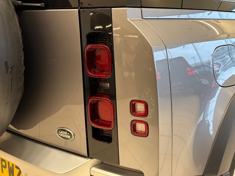 Used Land Rover Defender 2021 for sale - 77474722: Photo 45