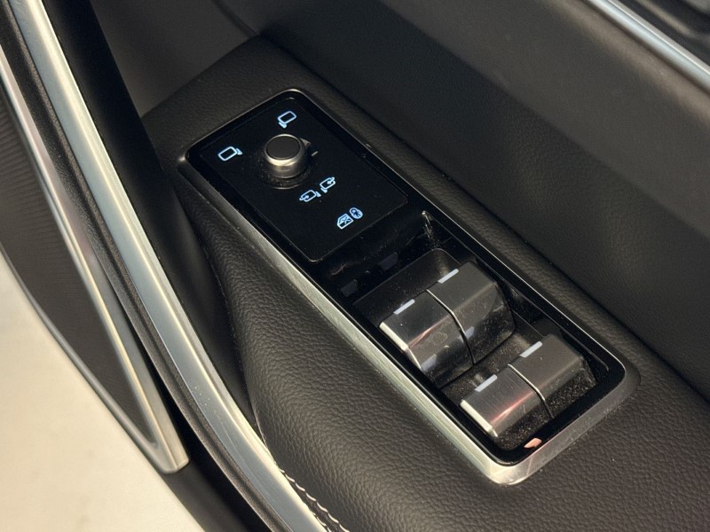 Used Jaguar F-Pace 2023 for sale - 77687513: Photo 23