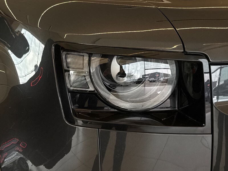 Used Land Rover Defender 2024 for sale - 77961825: Photo 17