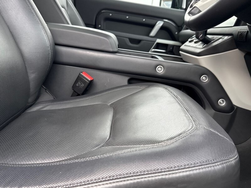 Used Land Rover Defender 2024 for sale - 77961825: Photo 25