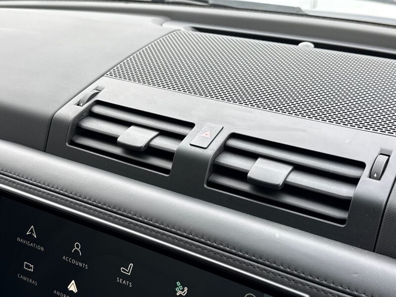 Used Land Rover Defender 2024 for sale - 77961825: Photo 34