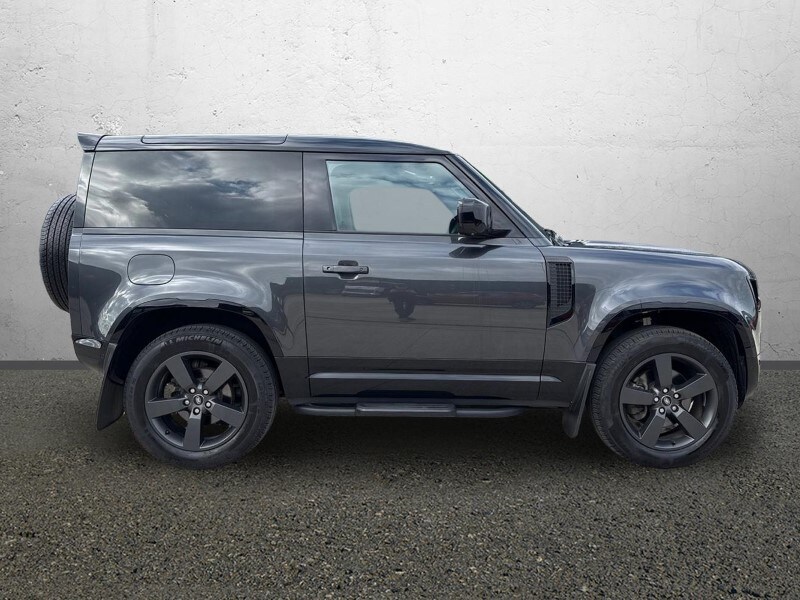 Used Land Rover Defender 2024 for sale - 77961825: Photo 5