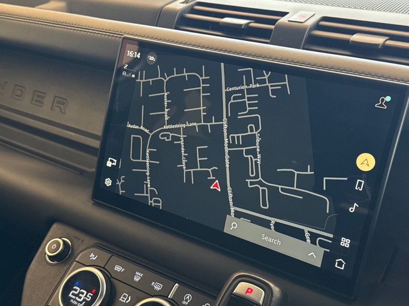 Used Land Rover Defender 2026 for sale - 77997088: Photo 11