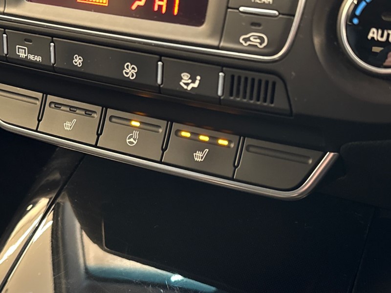 Used Kia Sorento 2018 for sale - 77063473: Photo 31