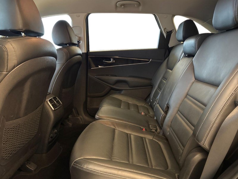Used Kia Sorento 2018 for sale - 77063473: Photo 4