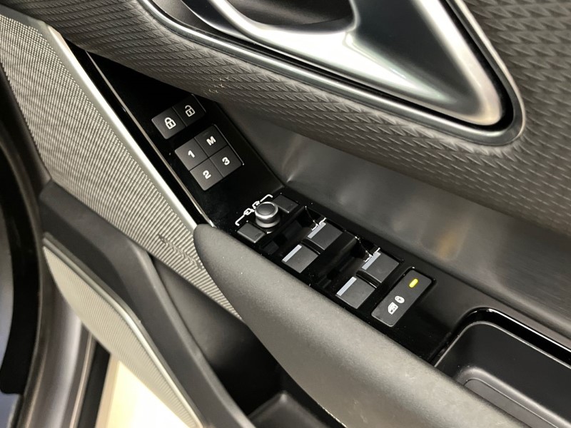 Used Land Rover Range Rover Velar 2022 for sale - 76982235: Photo 23