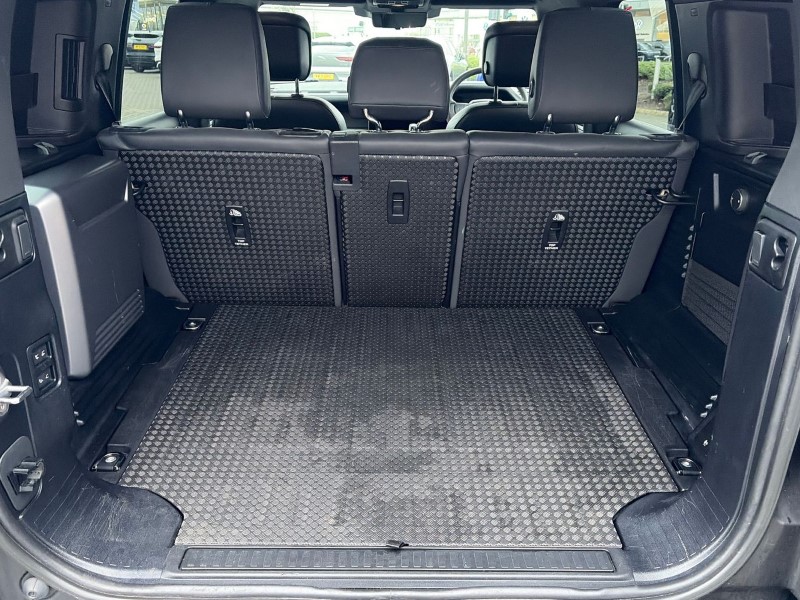 Used Land Rover Defender 2023 for sale - 77063475: Photo 10