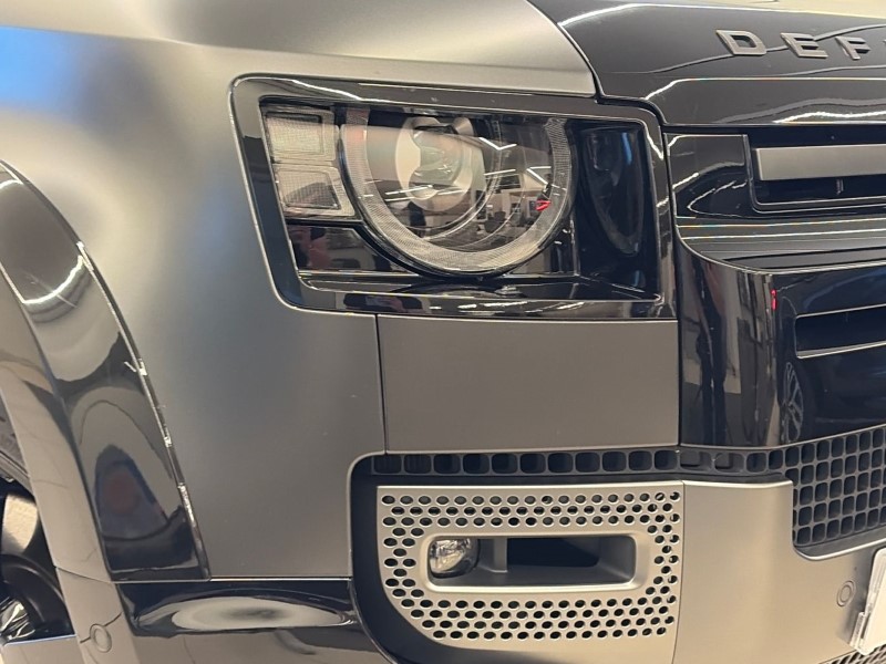 Used Land Rover Defender 2023 for sale - 77063475: Photo 17