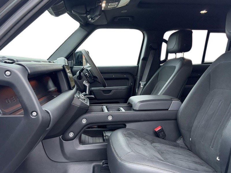 Used Land Rover Defender 2023 for sale - 77063475: Photo 3