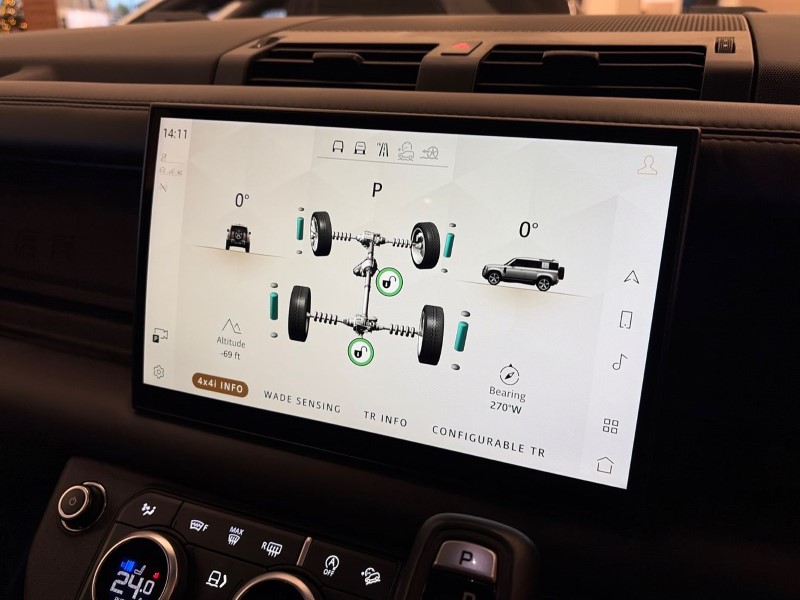 Used Land Rover Defender 2023 for sale - 77063475: Photo 40