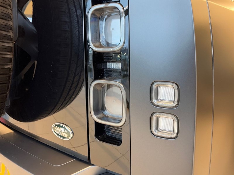 Used Land Rover Defender 2023 for sale - 77063475: Photo 51