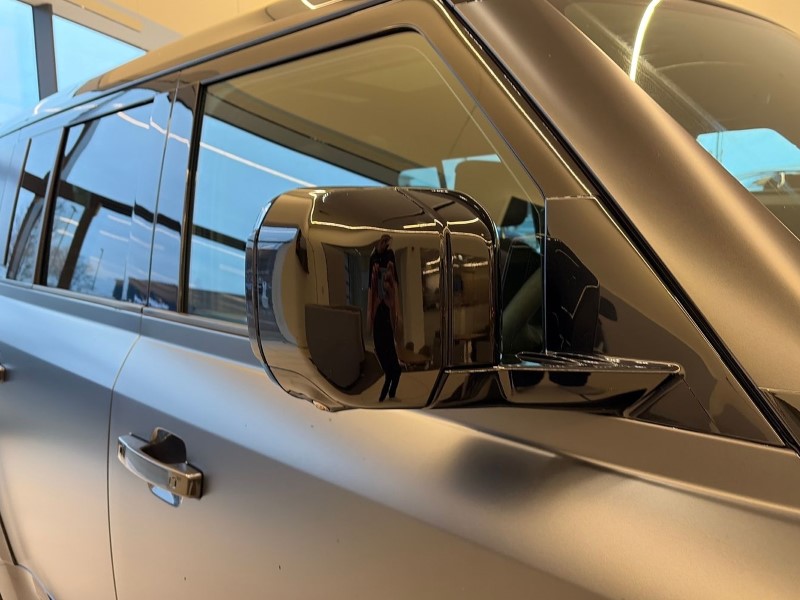 Used Land Rover Defender 2023 for sale - 77063475: Photo 54