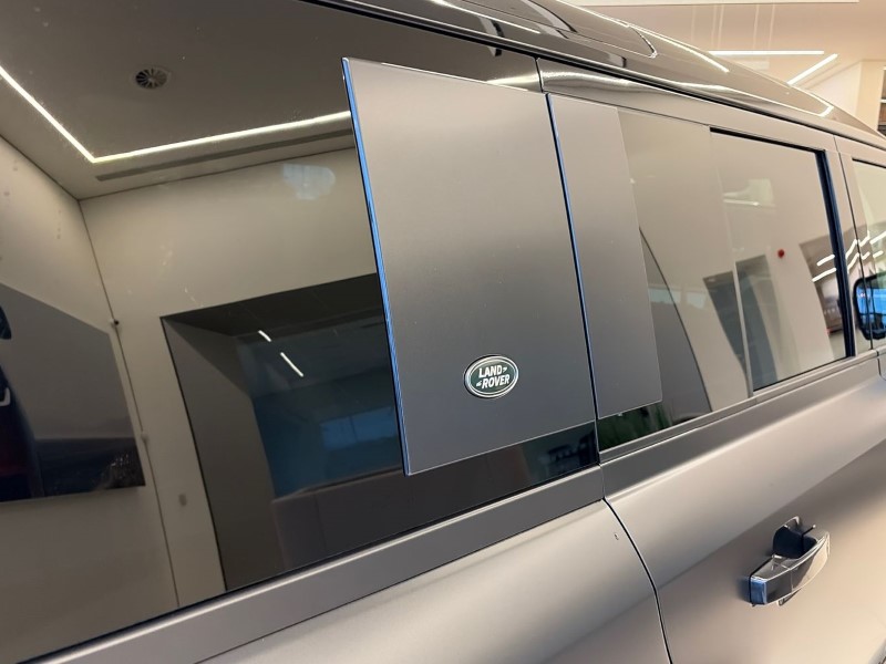 Used Land Rover Defender 2023 for sale - 77063475: Photo 55