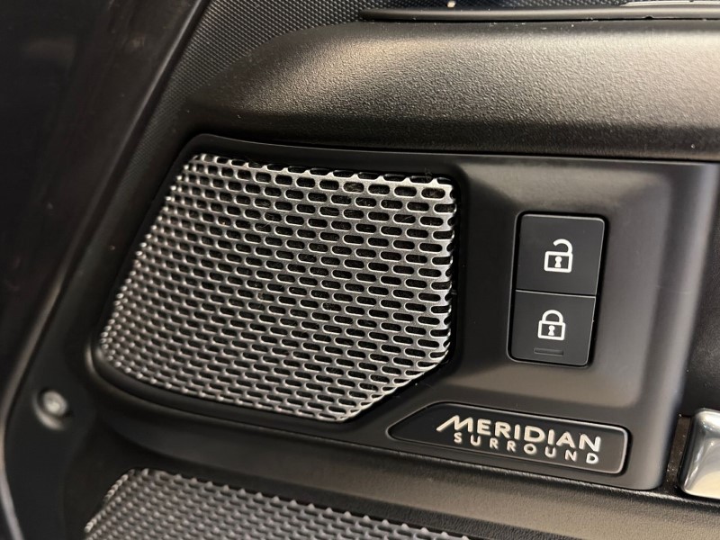 Used Land Rover Defender 2023 for sale - 77063475: Photo 56