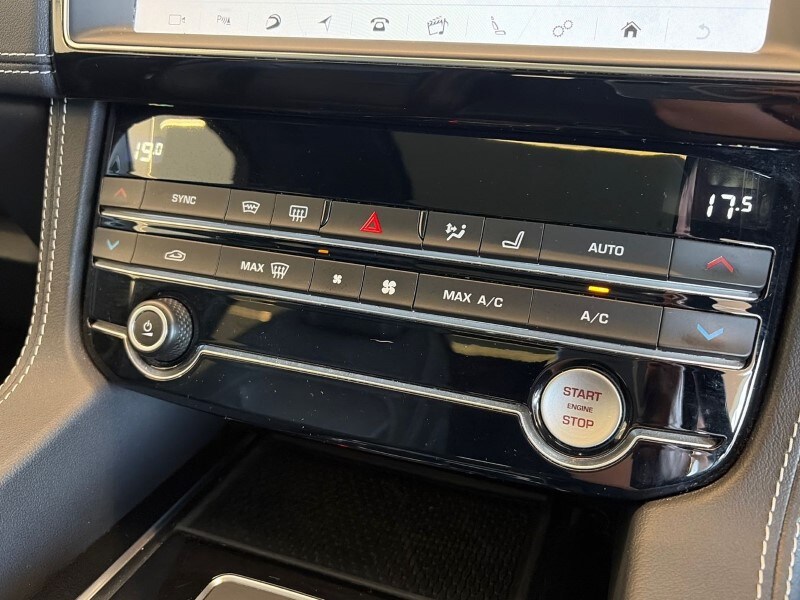 Used Jaguar F-Pace 2019 for sale - 77945571: Photo 34