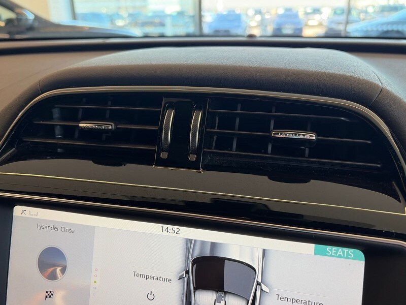 Used Jaguar F-Pace 2019 for sale - 77945571: Photo 37