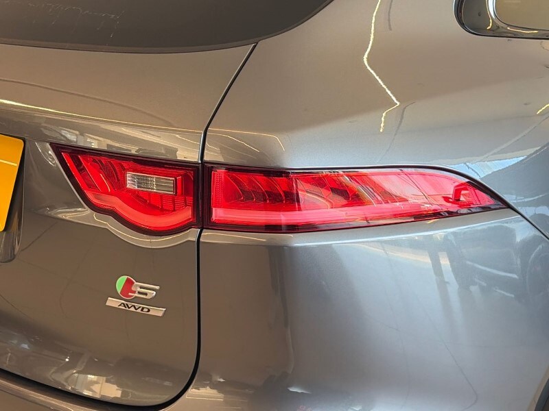 Used Jaguar F-Pace 2019 for sale - 77945571: Photo 50