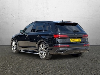 Used Audi Q7 2023 for sale - 79352491: Photo