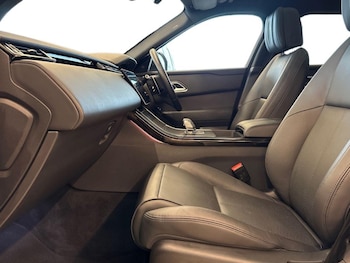 Used Land Rover Range Rover Velar 2024 for sale - 78408427: Photo