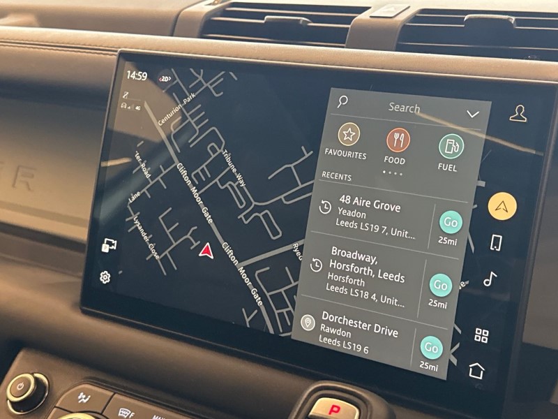 Used Land Rover Defender 2023 for sale - 76981249: Photo 11