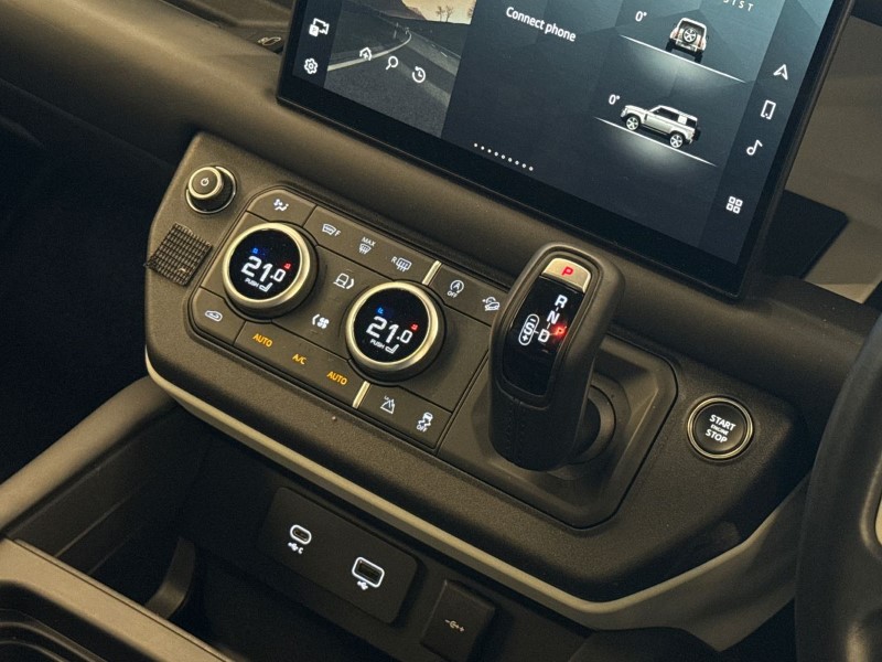 Used Land Rover Defender 2023 for sale - 76981249: Photo 13