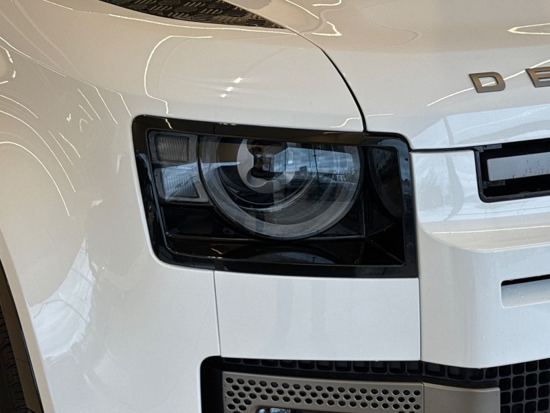 Used Land Rover Defender 2023 for sale - 76981249: Photo 17