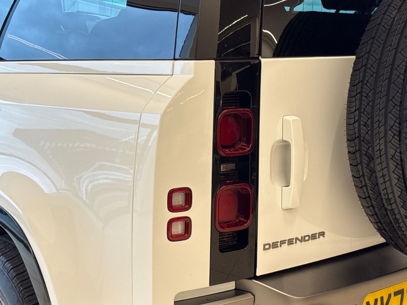 Used Land Rover Defender 2023 for sale - 76981249: Photo 19