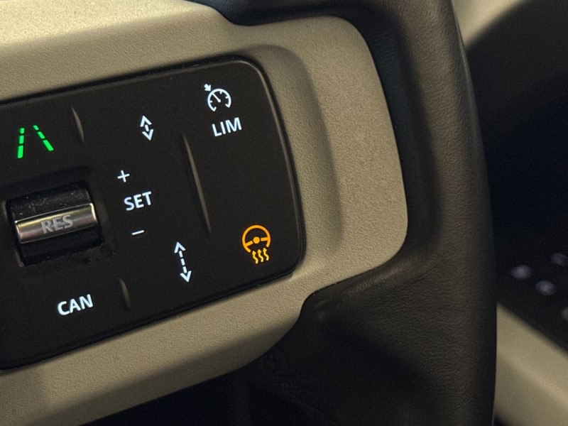 Used Land Rover Defender 2023 for sale - 76981249: Photo 27