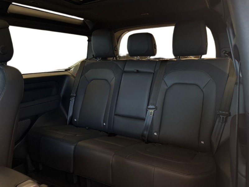 Used Land Rover Defender 2023 for sale - 76981249: Photo 4
