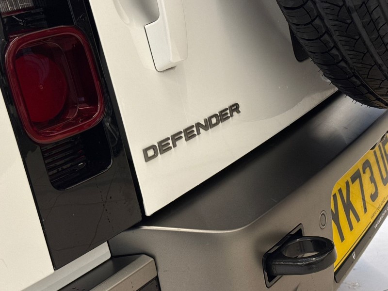 Used Land Rover Defender 2023 for sale - 76981249: Photo 44