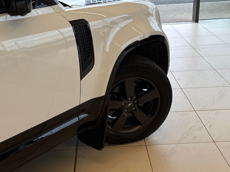 Used Land Rover Defender 2023 for sale - 76981249: Photo 48