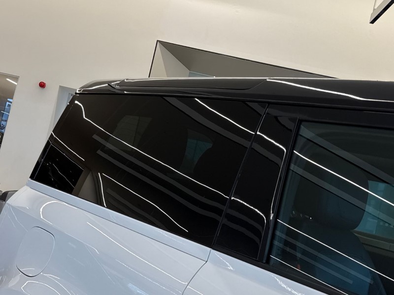 Used Land Rover Defender 2023 for sale - 76981249: Photo 50