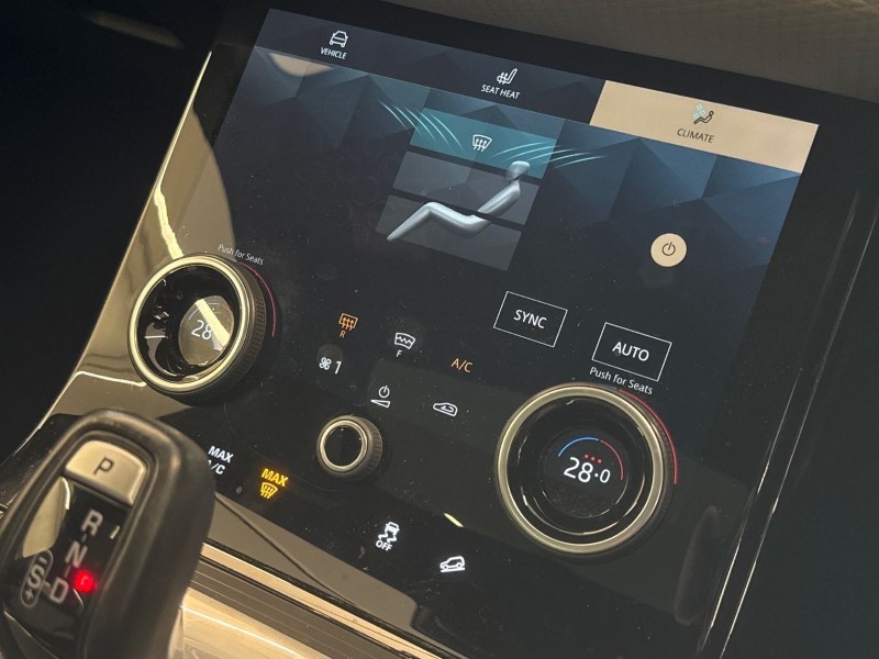 Used Land Rover Range Rover Evoque 2023 for sale - 76981992: Photo 34