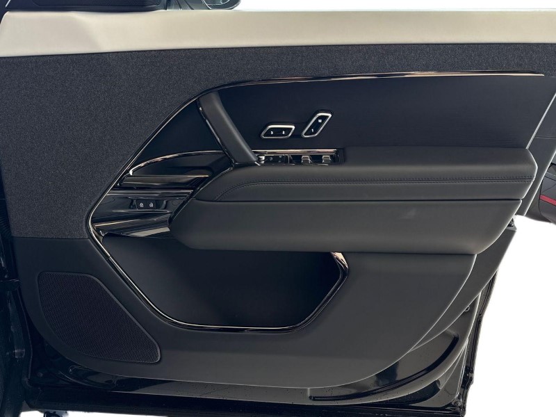 Used Land Rover Range Rover Sport 2025 for sale - 78081279: Photo 22