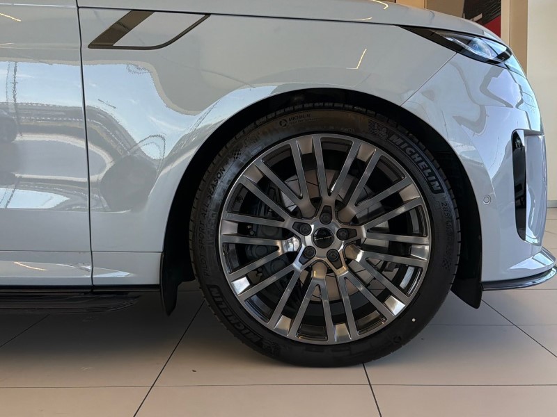 Used Land Rover Range Rover Sport 2026 for sale - 78152726: Photo 9