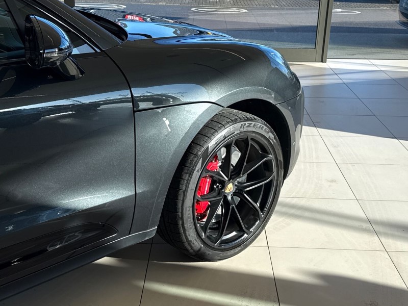 Used Porsche Macan 2024 for sale - 76982112: Photo 20