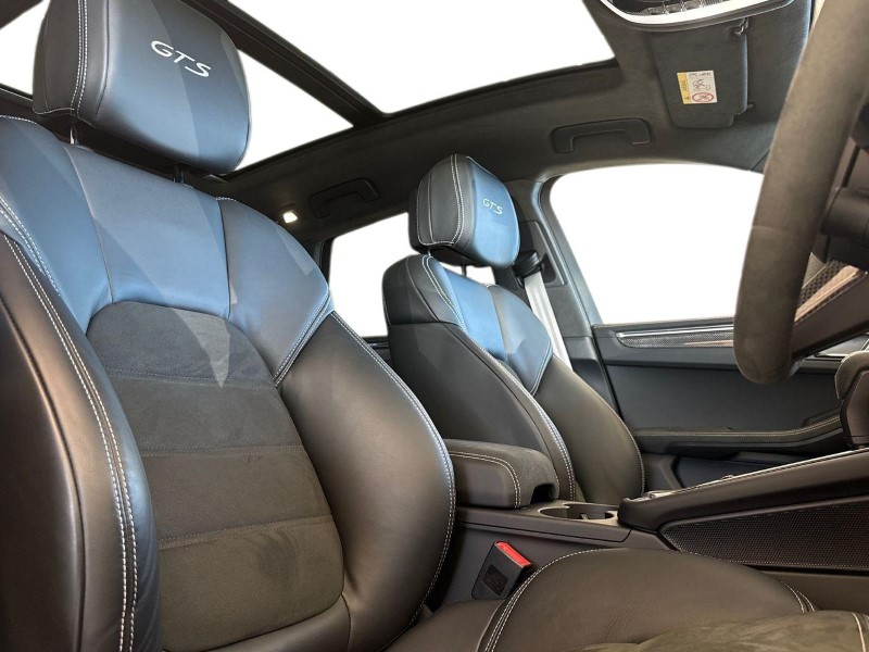 Used Porsche Macan 2024 for sale - 76982112: Photo 26