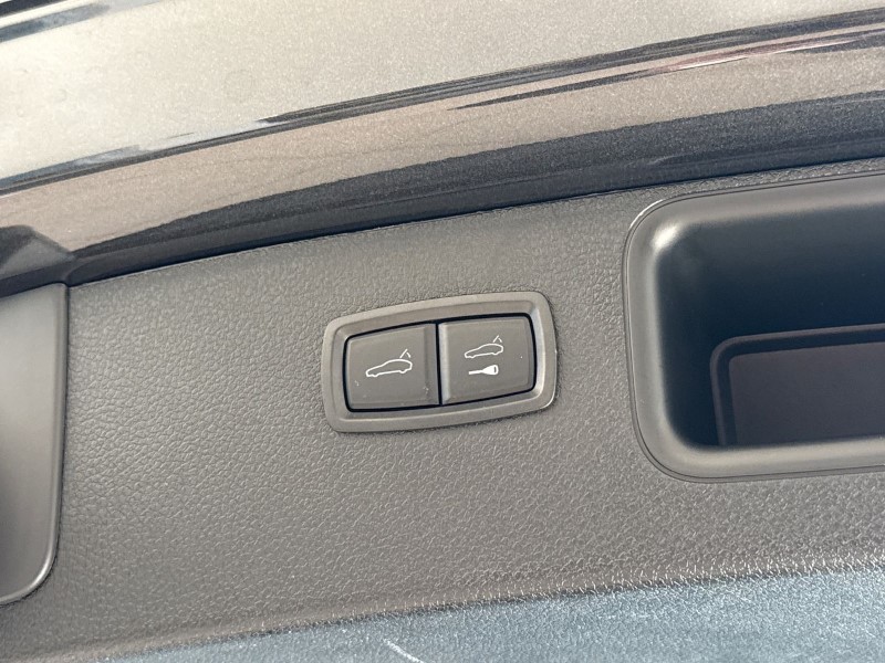 Used Porsche Macan 2024 for sale - 76982112: Photo 41