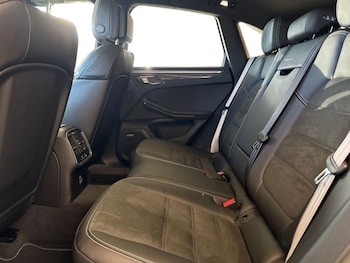 Used Porsche Macan 2024 for sale - 76982112: Photo