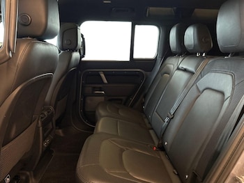 Used Land Rover Defender 2026 for sale - 77965407: Photo