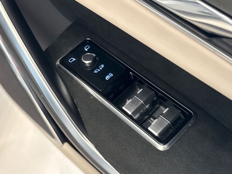 Used Jaguar F-Pace 2022 for sale - 76981294: Photo 22